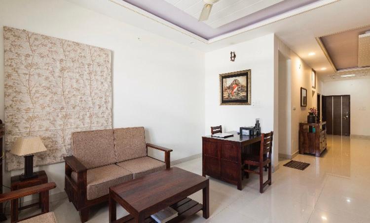 White Tulips Home Stay Jaipur Eksteriør billede