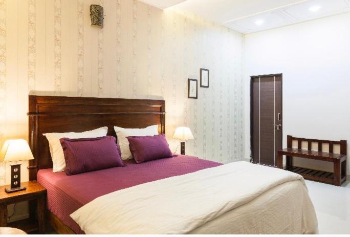 White Tulips Home Stay Jaipur Eksteriør billede